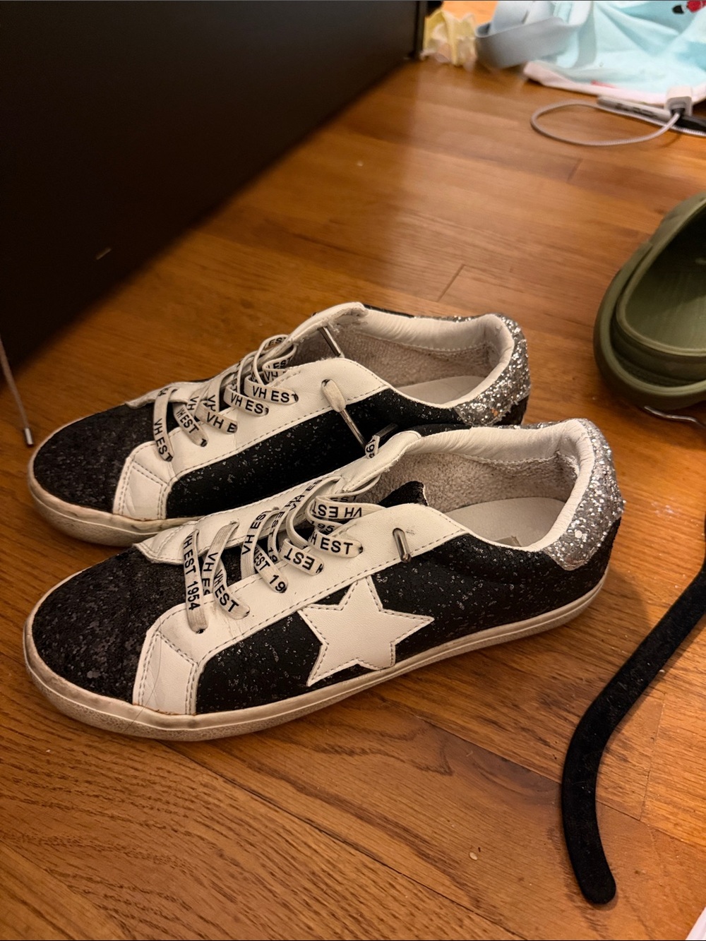 Vintage Havana Black and White sparkle trainers sneakers size 8